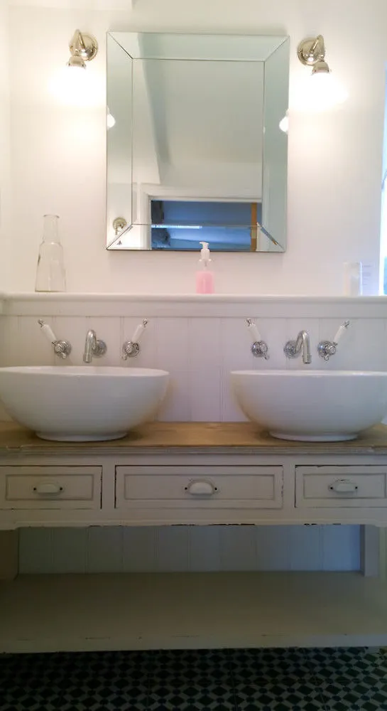 The Green Man Boutique Hotel Takeley 4*,